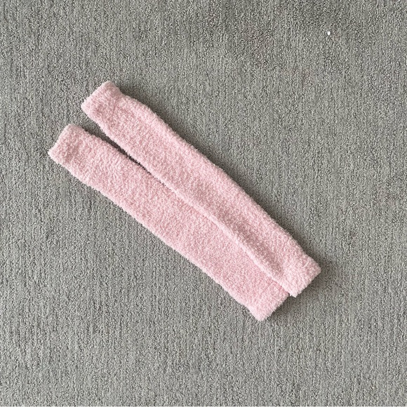 Capezio Accessories - Capezio leg warmers Ballet Athleisure Winter Coquette Fluffy Socks